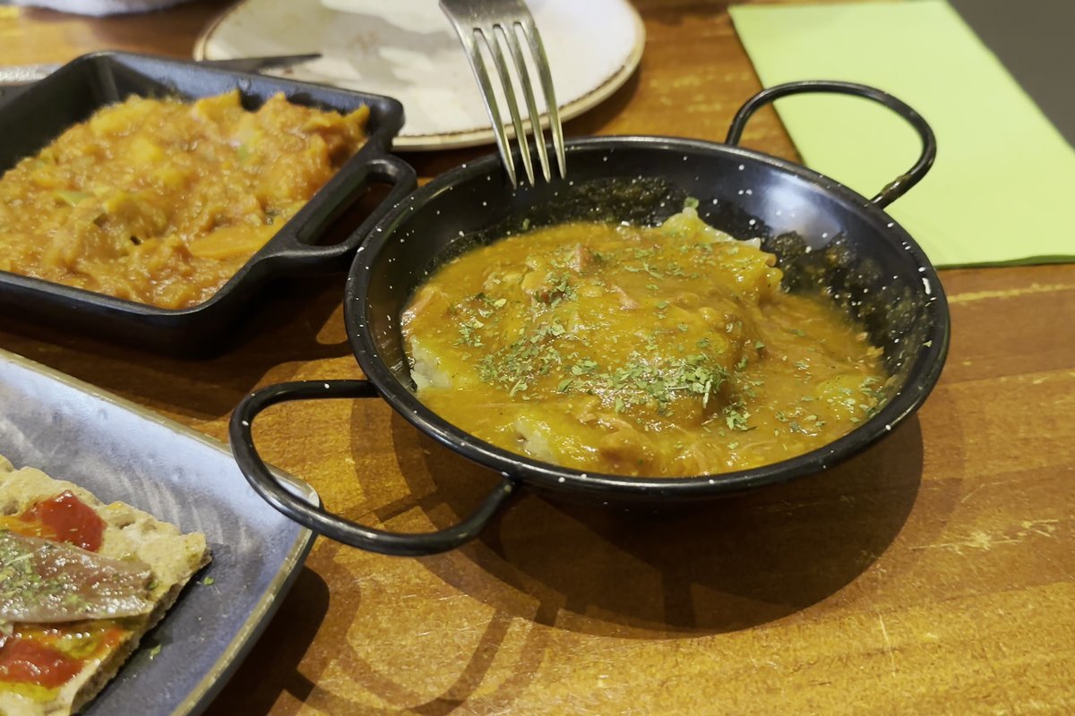 El Librero Tapas Y Quesos
